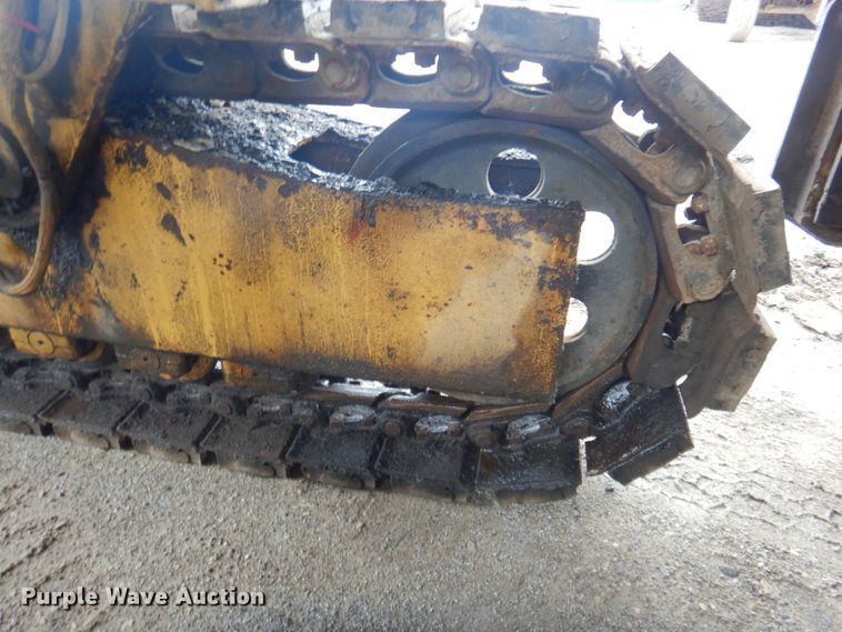 image for item JY9808 1999 Caterpillar PM-465  milling machine