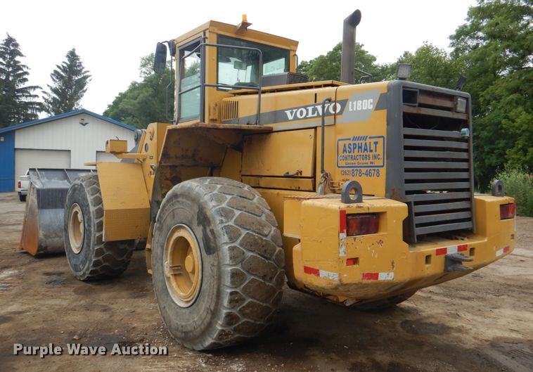 image for item JY9810 1996 Volvo L180C  wheel loader