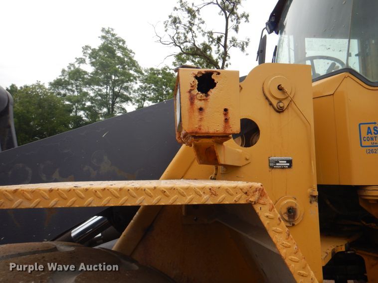 image for item JY9810 1996 Volvo L180C  wheel loader