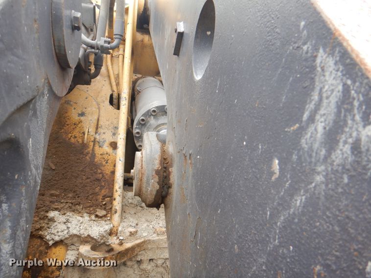 image for item JY9810 1996 Volvo L180C  wheel loader