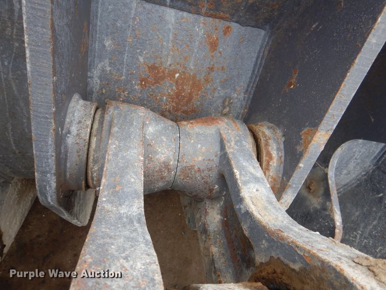 image for item JY9810 1996 Volvo L180C  wheel loader