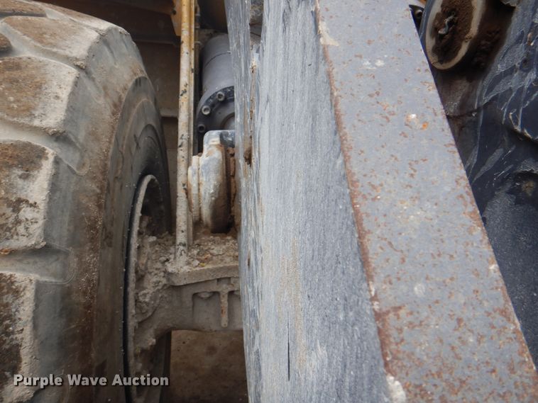 image for item JY9810 1996 Volvo L180C  wheel loader