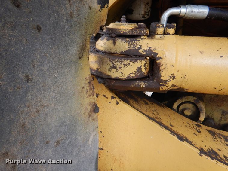 image for item JY9810 1996 Volvo L180C  wheel loader