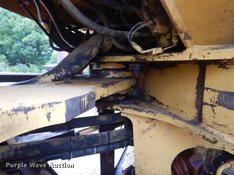 image for item JY9810 1996 Volvo L180C  wheel loader