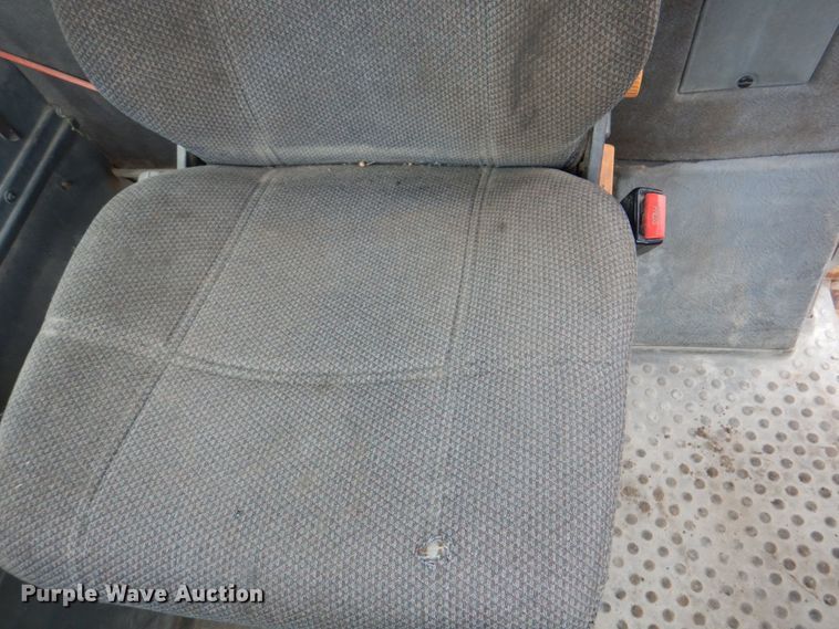 image for item JY9810 1996 Volvo L180C  wheel loader