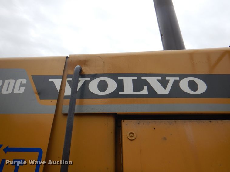 image for item JY9810 1996 Volvo L180C  wheel loader