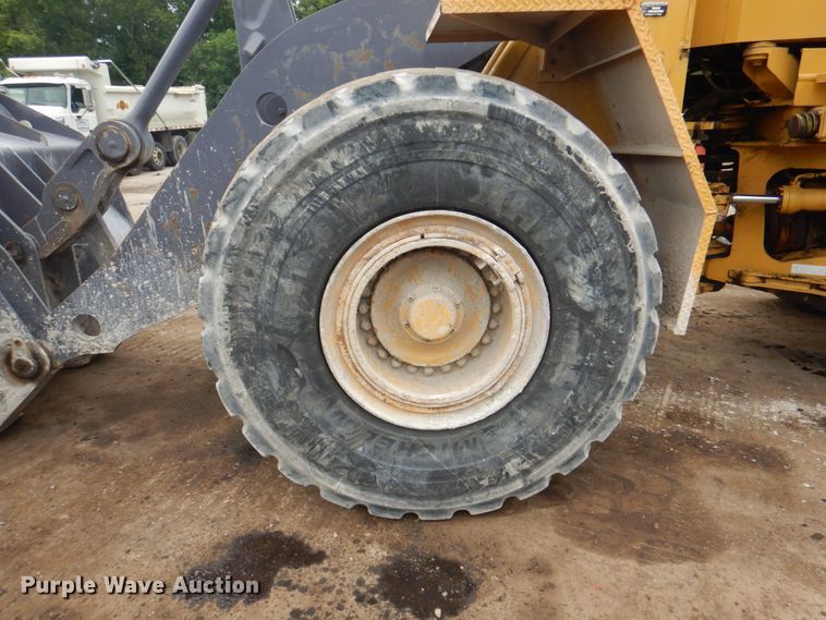 image for item JY9810 1996 Volvo L180C  wheel loader