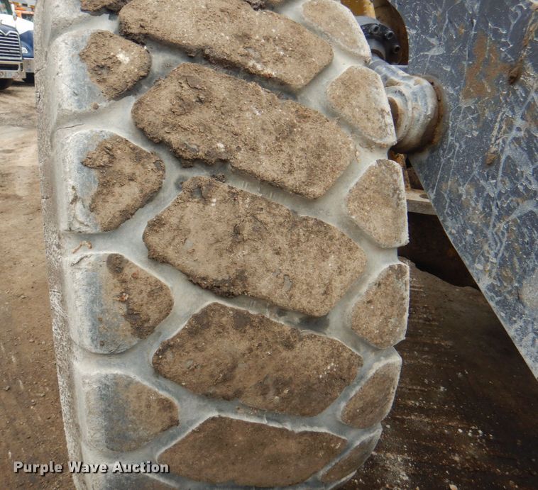 image for item JY9810 1996 Volvo L180C  wheel loader