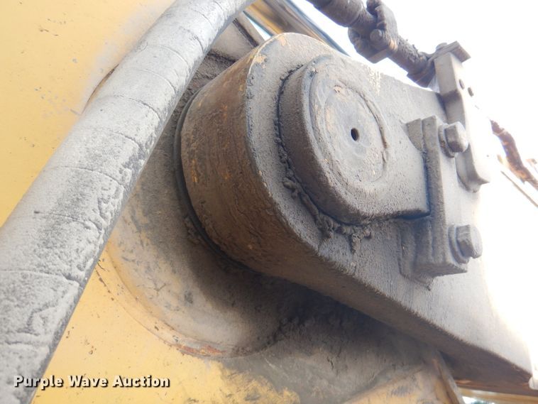 image for item JY9811 2014 Komatsu PC490LC-10  excavator