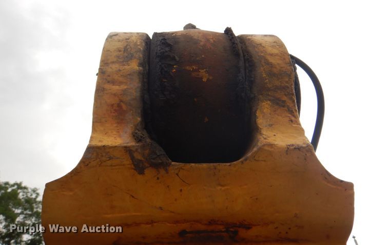 image for item JY9811 2014 Komatsu PC490LC-10  excavator