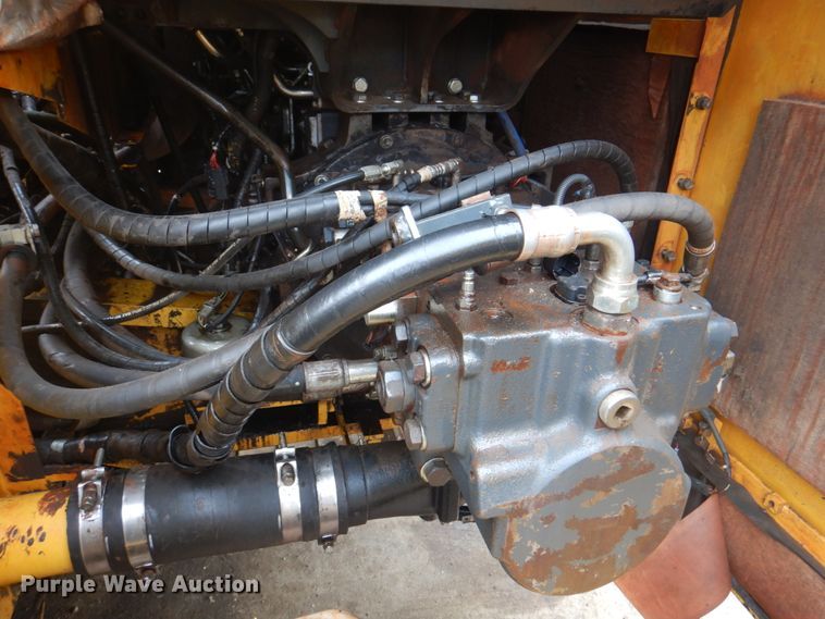 image for item JY9811 2014 Komatsu PC490LC-10  excavator