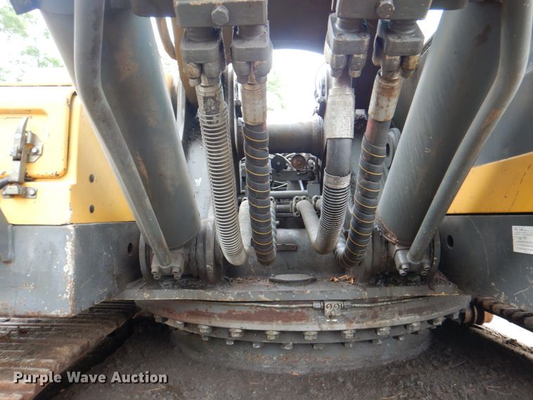 image for item JY9812 2004 Volvo EC460BLC  excavator