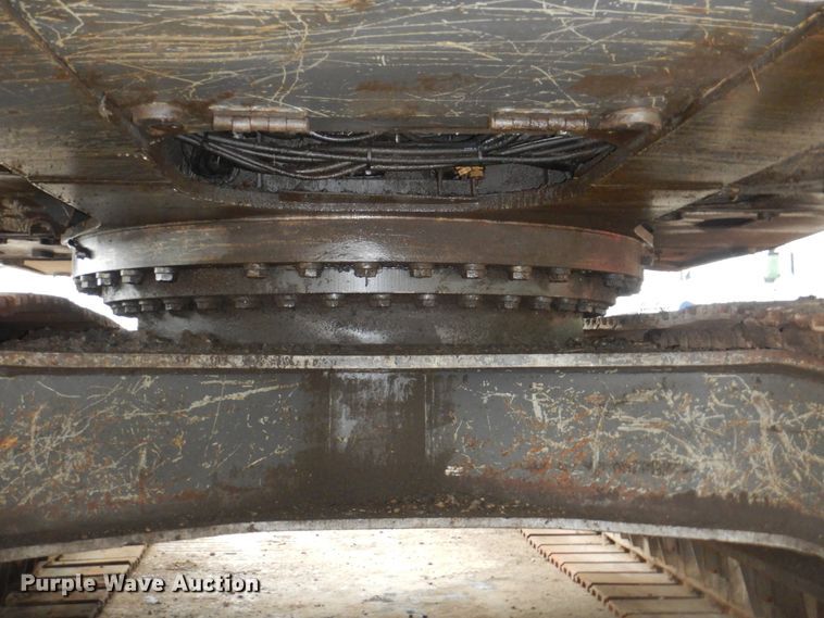 image for item JY9812 2004 Volvo EC460BLC  excavator