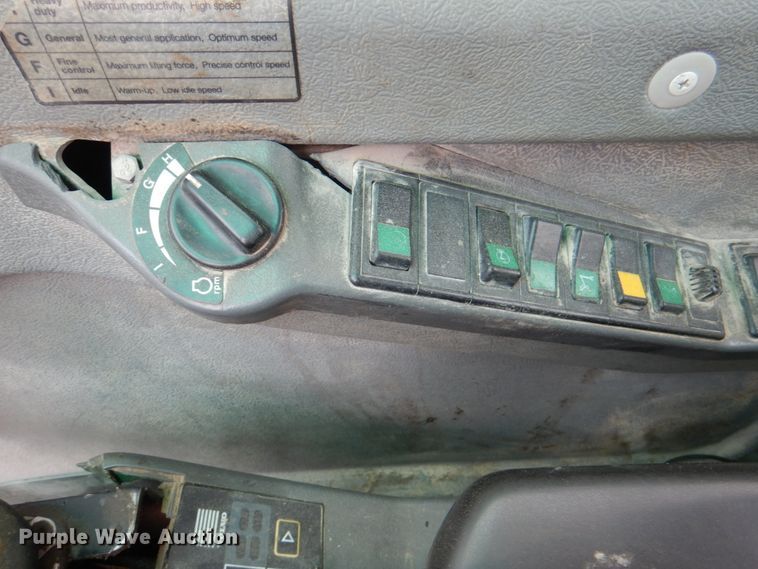 image for item JY9812 2004 Volvo EC460BLC  excavator