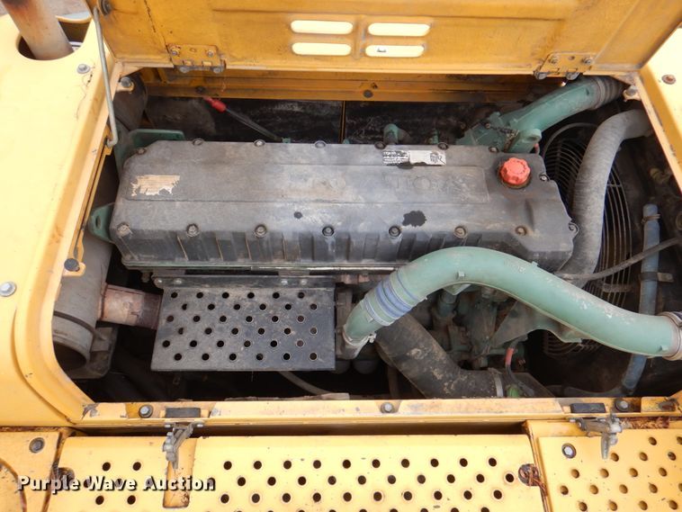 image for item JY9812 2004 Volvo EC460BLC  excavator