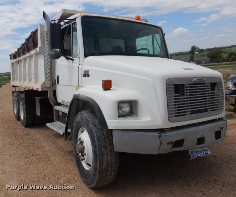 image for item JZ9980 1998 Freightliner FL80  dump truck