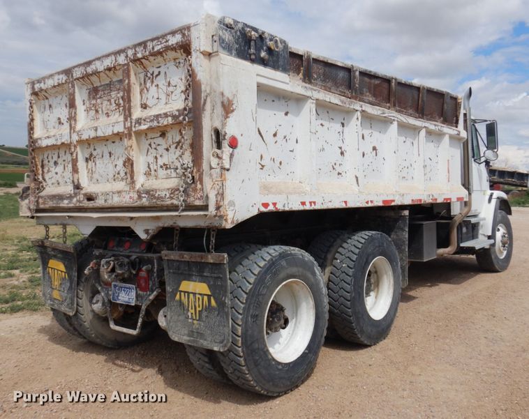 image for item JZ9980 1998 Freightliner FL80  dump truck