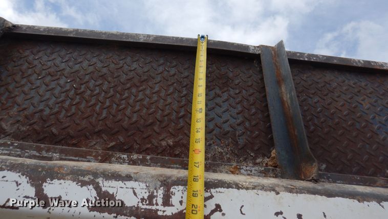 image for item JZ9980 1998 Freightliner FL80  dump truck