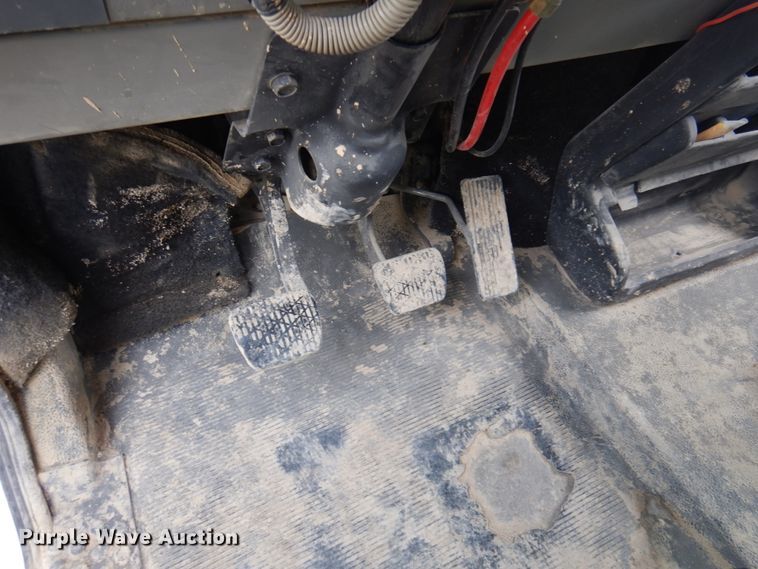 image for item JZ9980 1998 Freightliner FL80  dump truck