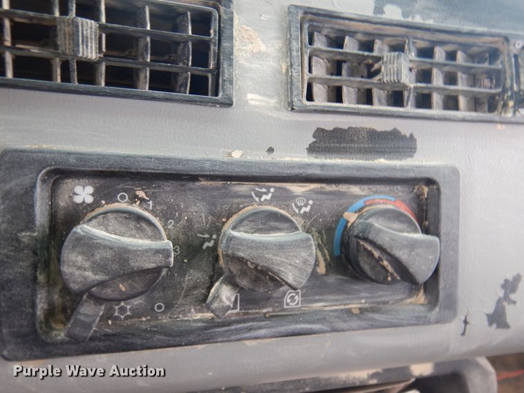 image for item JZ9980 1998 Freightliner FL80  dump truck