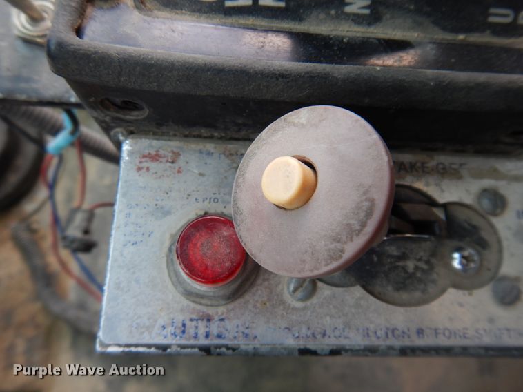 image for item JZ9980 1998 Freightliner FL80  dump truck