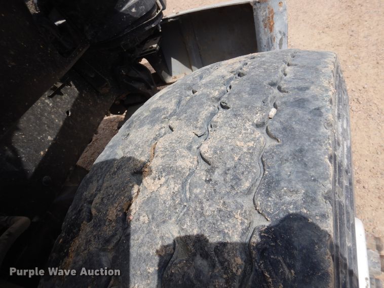 image for item JZ9980 1998 Freightliner FL80  dump truck