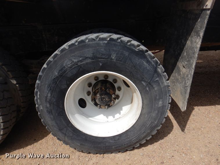 image for item JZ9980 1998 Freightliner FL80  dump truck