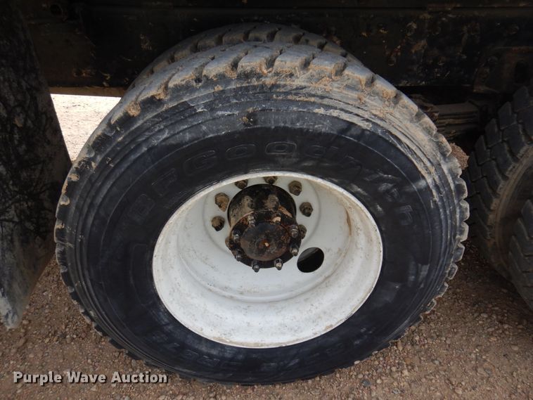 image for item JZ9980 1998 Freightliner FL80  dump truck