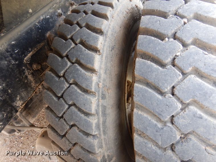 image for item JZ9980 1998 Freightliner FL80  dump truck