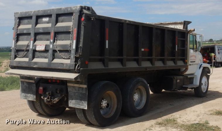 image for item JZ9984 1998 Freightliner FL80  dump truck