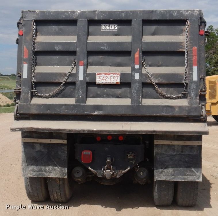 image for item JZ9984 1998 Freightliner FL80  dump truck