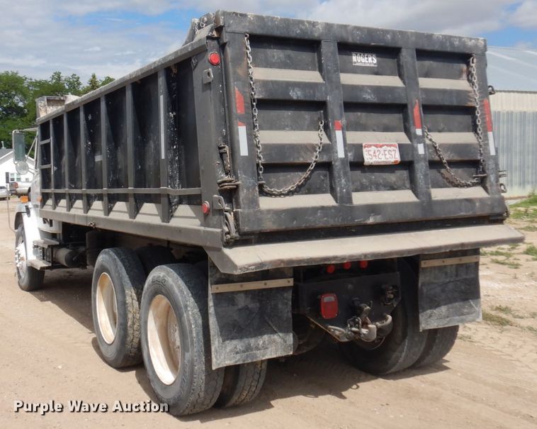 image for item JZ9984 1998 Freightliner FL80  dump truck