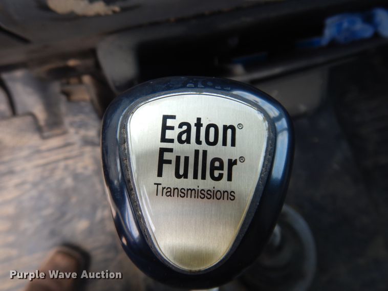 image for item JZ9984 1998 Freightliner FL80  dump truck