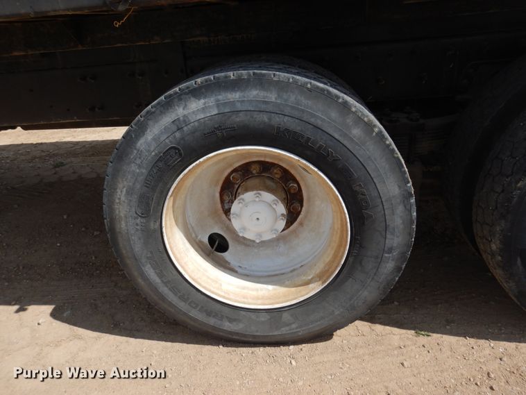 image for item JZ9984 1998 Freightliner FL80  dump truck