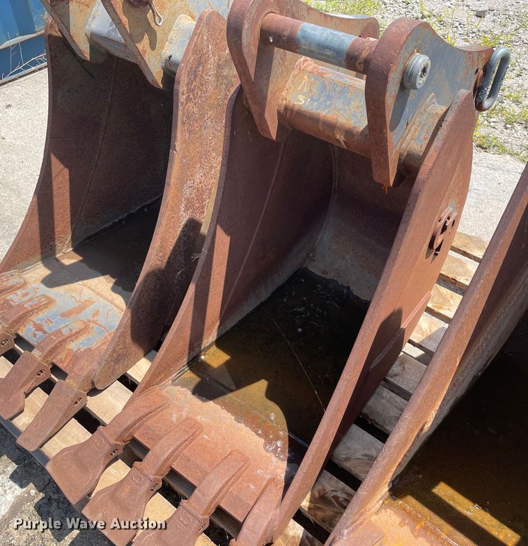 image for item KU9557 (2) backhoe buckets