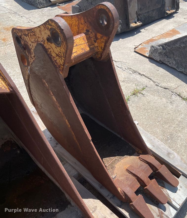 image for item KU9557 (2) backhoe buckets