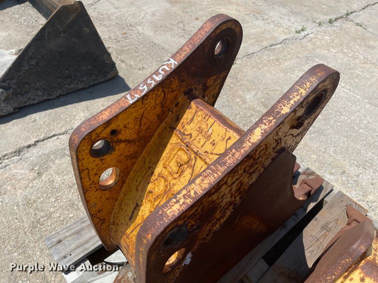 image for item KU9557 (2) backhoe buckets