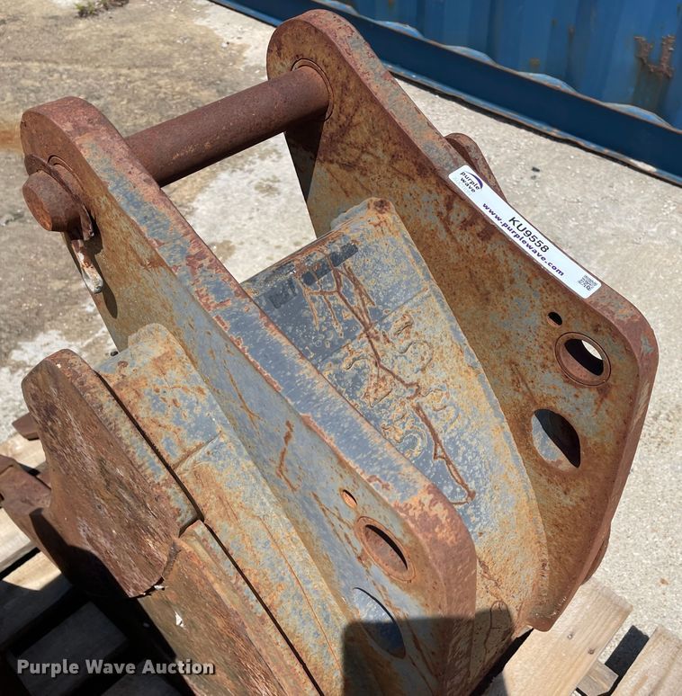 image for item KU9558 18"W excavator bucket