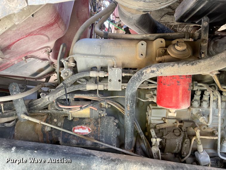 image for item KU9571 1992 Ford LT8000  water truck