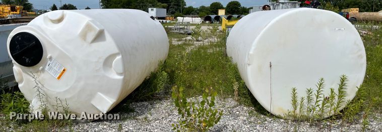 image for item KU9573 (2) poly tanks