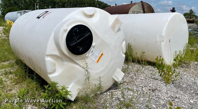 image for item KU9573 (2) poly tanks