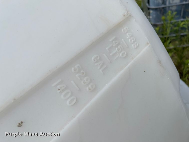 image for item KU9573 (2) poly tanks