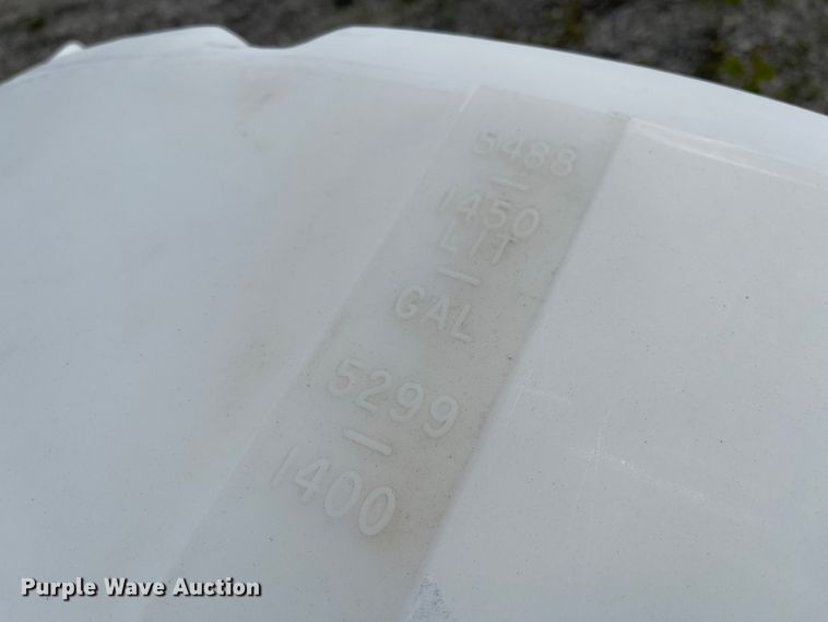 image for item KU9573 (2) poly tanks