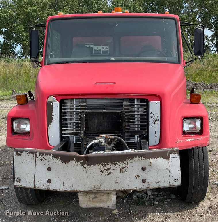 image for item KU9577 1999 Freightliner FL70  oil distributor truck