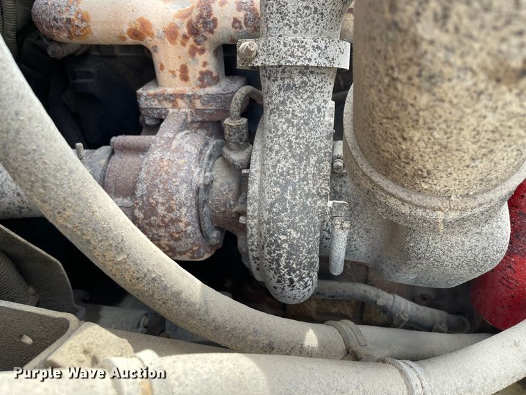 image for item KU9577 1999 Freightliner FL70  oil distributor truck