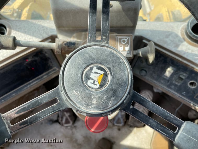 image for item KU9578 1992 Caterpillar 950F  wheel loader