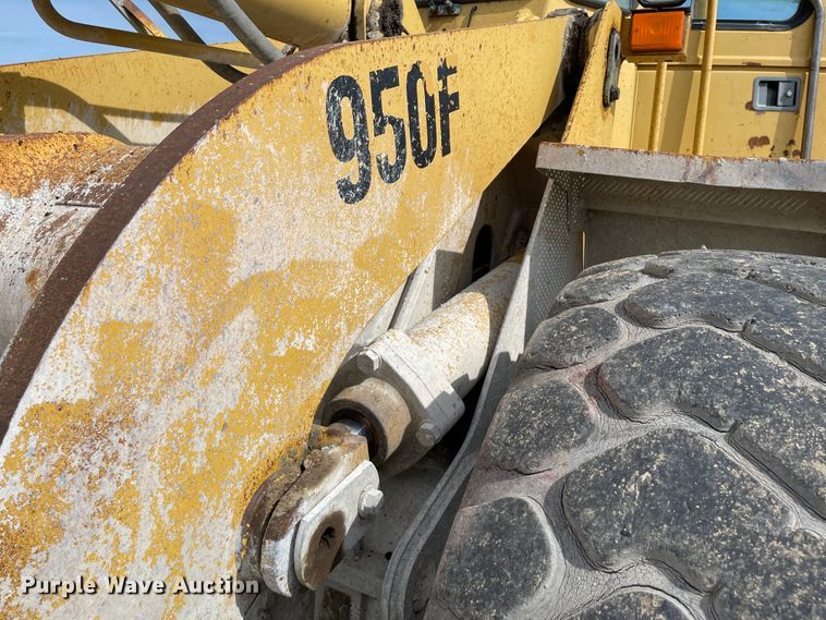 image for item KU9578 1992 Caterpillar 950F  wheel loader
