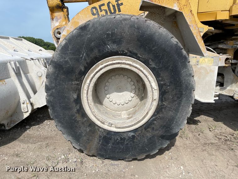 image for item KU9578 1992 Caterpillar 950F  wheel loader