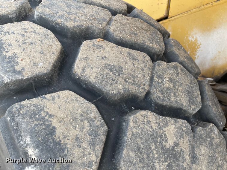 image for item KU9578 1992 Caterpillar 950F  wheel loader