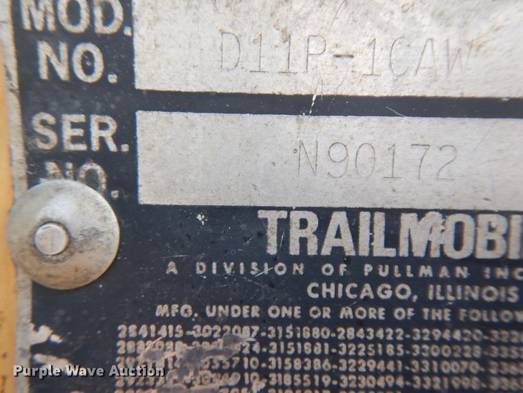 image for item KU9583 1975 Trail Mobile D11P-1CAW  dry van trailer with generator